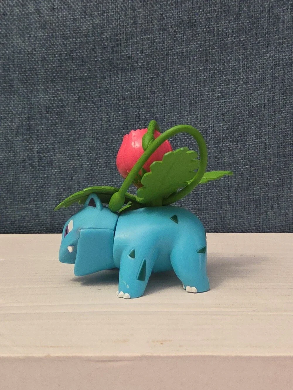 Nintendo Pokemon IVYSAUR 2.5" Vinyl Figure PVC 2015 Tomy Toy Kanto Collectible - Picture 16 of 16